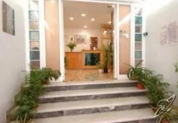 Hotel Milano 2*